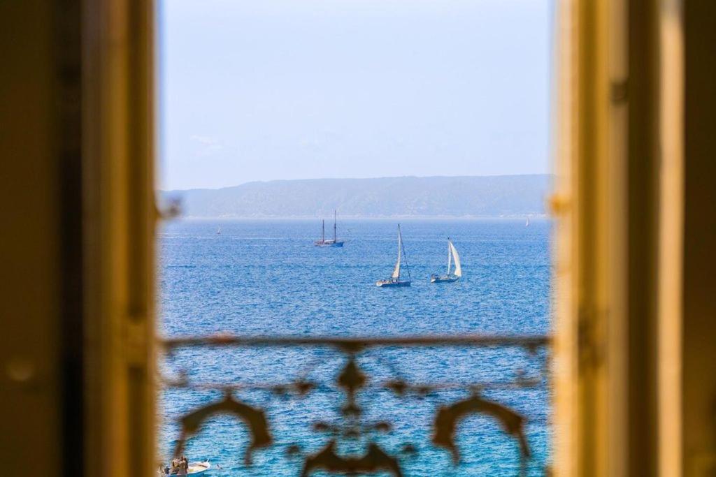 Appartement Sur La Corniche Kennedy Face A La Mer Marseille Eksteriør bilde