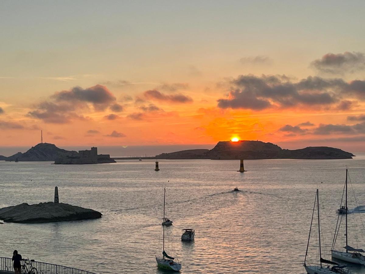 Appartement Sur La Corniche Kennedy Face A La Mer Marseille Eksteriør bilde