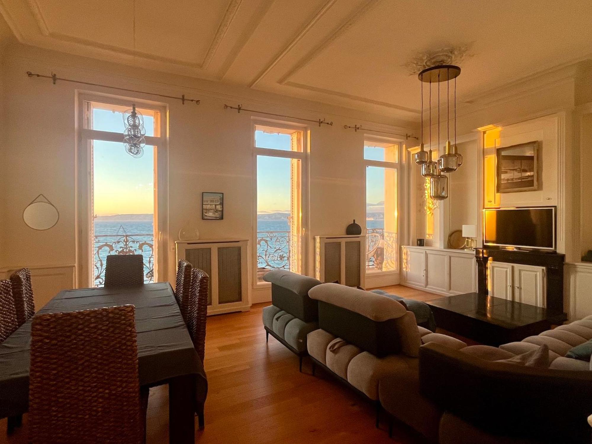 Appartement Sur La Corniche Kennedy Face A La Mer Marseille Eksteriør bilde