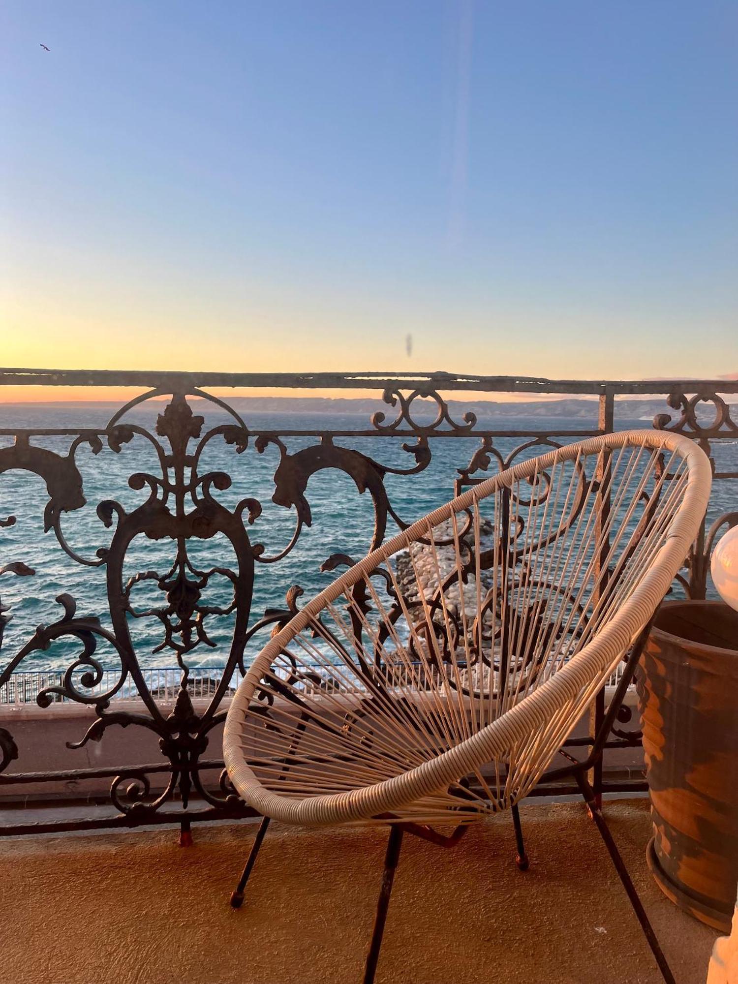 Appartement Sur La Corniche Kennedy Face A La Mer Marseille Eksteriør bilde